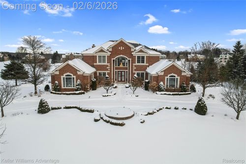 3860 S Shoreline Dr, Milford, MI, 48381-4806 | Card Image