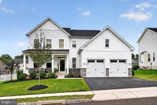 313 Connor Ln, PERKASIE, PA, 18944-0076 | Card Image