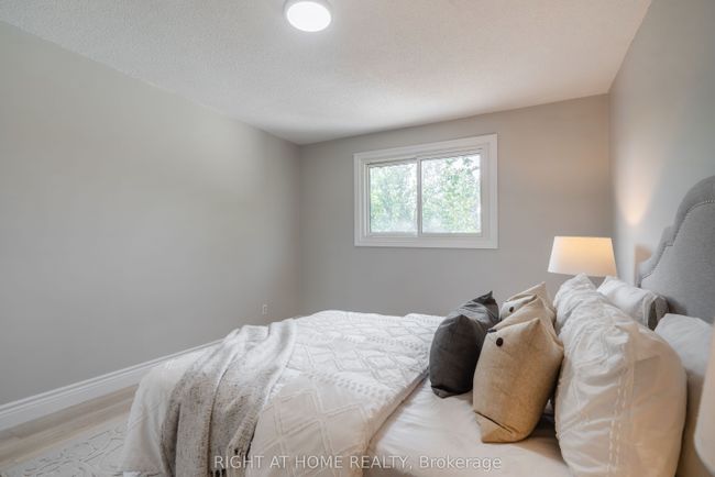 296 Clifton Downs Rd, House other with 3 bedrooms, 2 bathrooms and 4 parking in Hamilton ON | Image 21