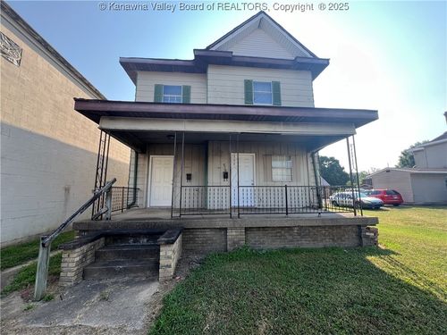 828 20th Street, Huntington, WV, 25703 | Card Image