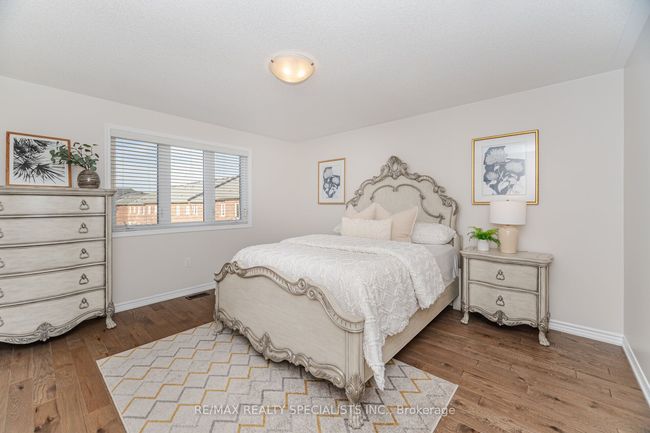 69 Phyllis Dr, House attached with 4 bedrooms, 3 bathrooms and 2 parking in Caledon ON | Image 20