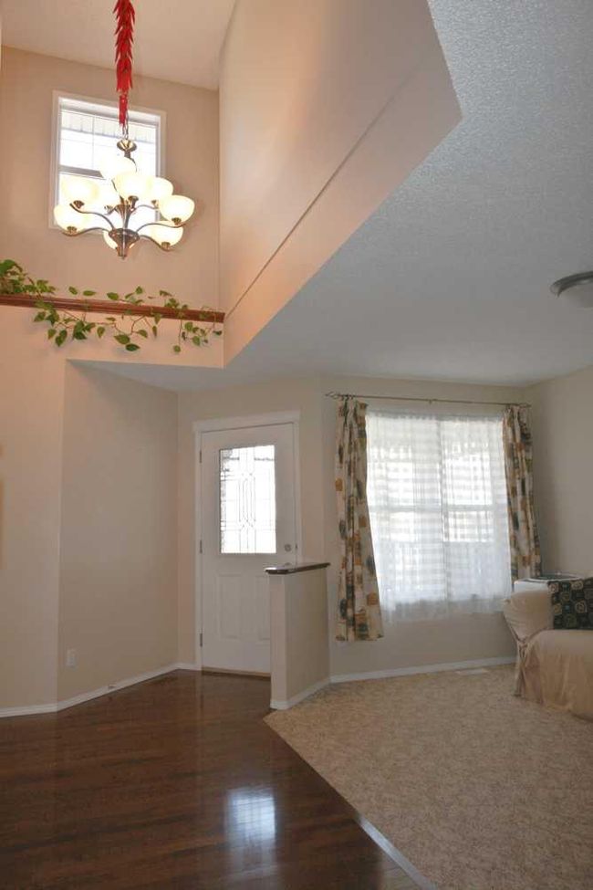 178 Somerglen Way Sw, House other with 4 bedrooms, 3 bathrooms and 4 parking in Calgary AB | Image 13