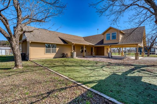 109 Pecan Orchard Ln, Marble Falls, TX, 78654-7469 | Card Image