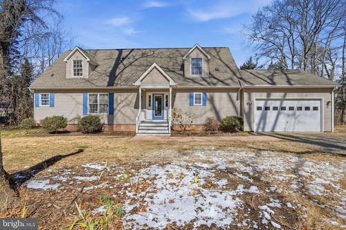 82 Westmoreland Blvd, Hague, VA, 22469-2646 | Card Image