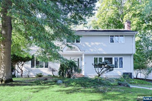 45 Demarest Ave, Demarest, NJ, 07627-2215 | Card Image