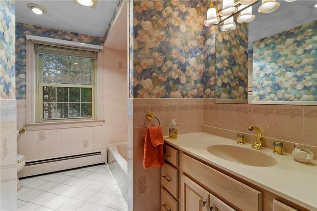 2nd floor Bathroom | Image 29