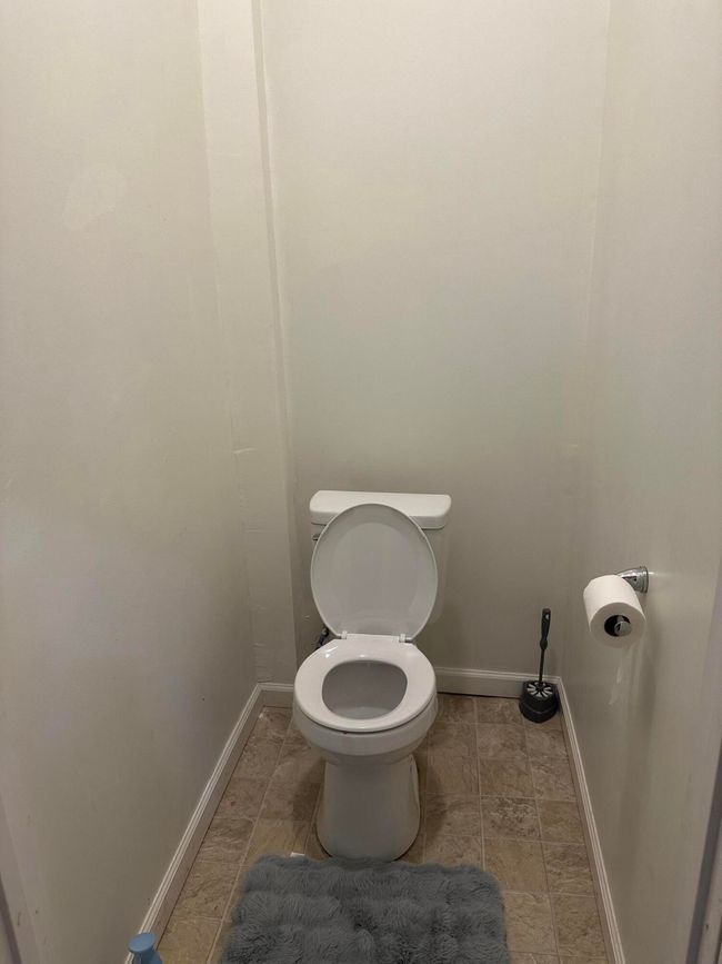 Bathroom | Image 11