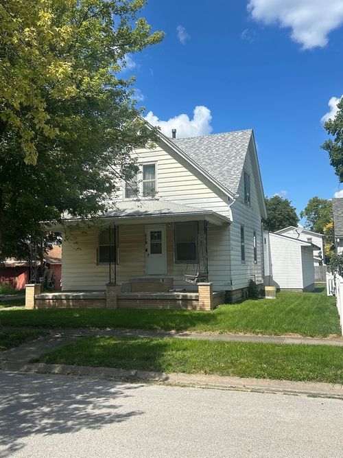 119 W Lowell Ave, Pontiac, IL, 61764-2638 | Card Image