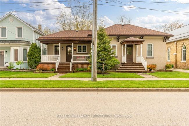 22 Prince St, House other with 2 bedrooms, 1 bathrooms and 6 parking in Forest ON | Image 5