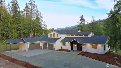 138 Lostwood Ln, Sequim, WA, 98382-9282 | Card Image