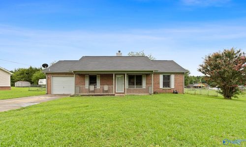 162 Jamie Ln, Toney, AL, 35773-9368 | Card Image
