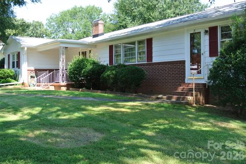 268 Tanner St, Rutherfordton, NC, 28139-3144 | Card Image