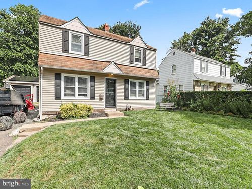 86 Woodlawn Rd, Warminster, PA, 18974-5370 | Card Image