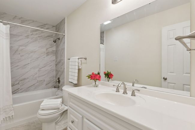 Updated Guest Bedroom with bathtub and shower combination | Image 20
