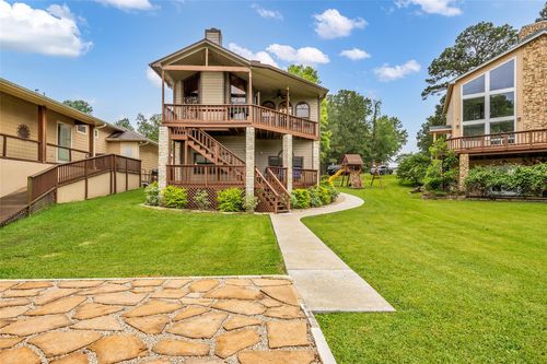 33 Harbour Point Cir, Coldspring, TX, 77331-3340 | Card Image
