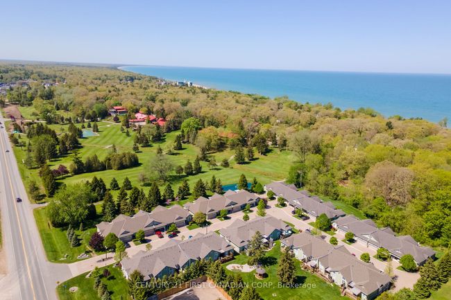 14 Oakwood Links Lane, Condo with 4 bedrooms, 3 bathrooms and 2 parking in Grand Bend ON | Image 32