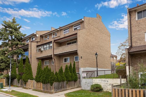 66-91 Muir Dr, Scarborough, ON, M1M3T7 | Card Image
