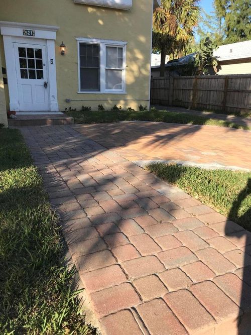 2-521 Kanuga Dr, West Palm Beach, FL, 33401-7217 | Card Image