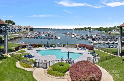 18853 Vineyard Point Ln, Cornelius, NC, 28031-7995 | Card Image