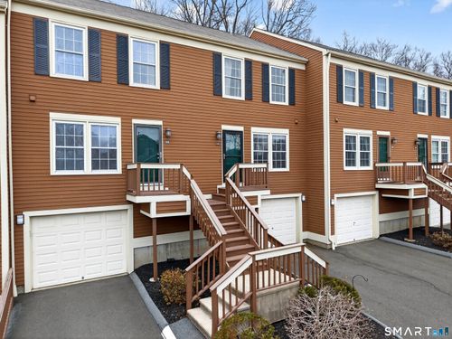102-102 Foxbridge Village Rd, Branford, CT, 06405-2203 | Card Image
