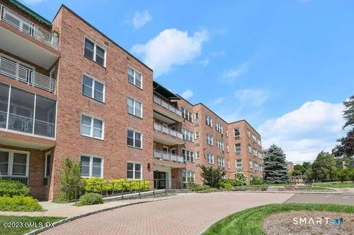 3 Putnam Hl, Greenwich, CT, 06830-5718 | Card Image