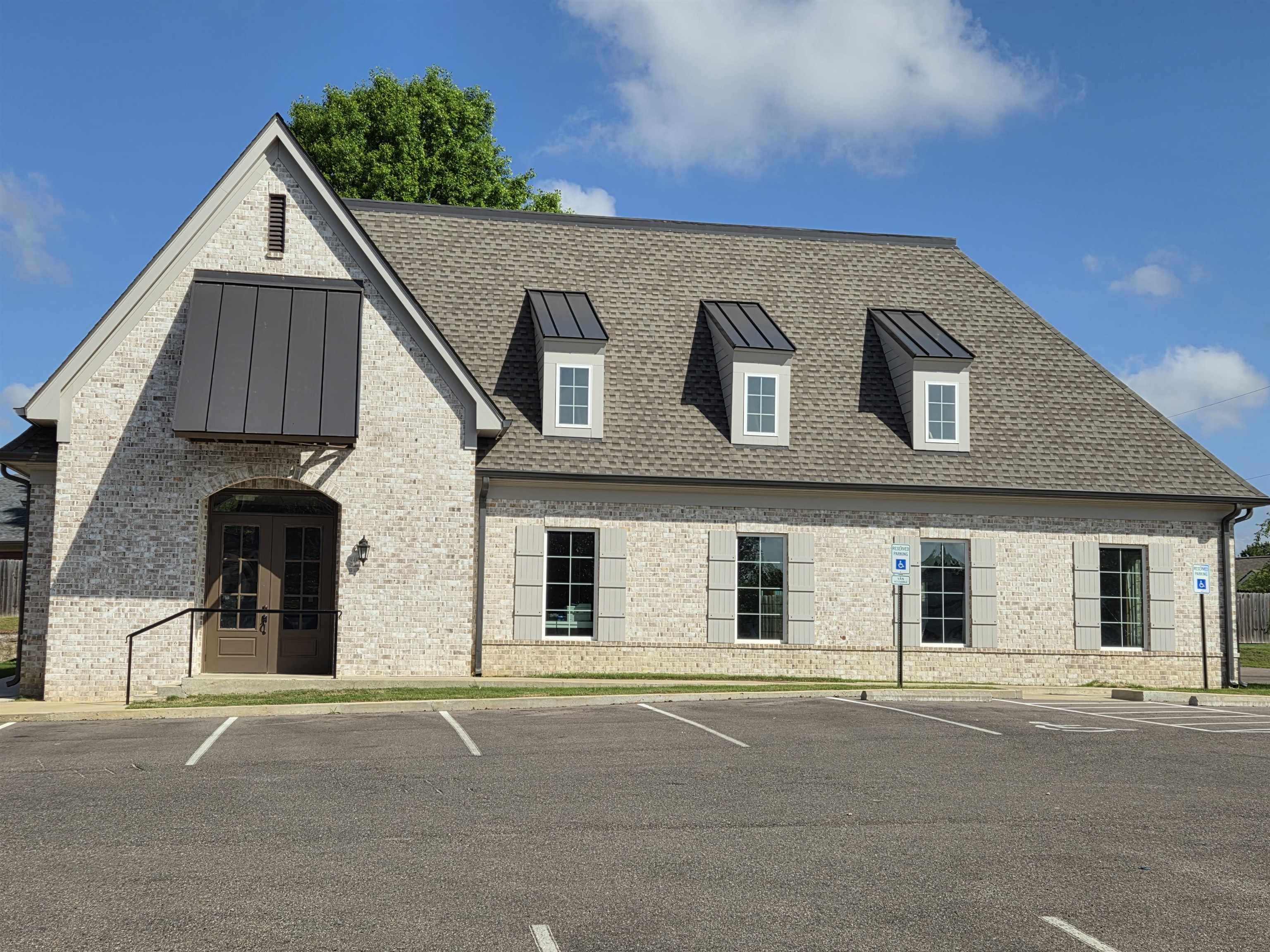 Commercial Sale in Bartlett 3