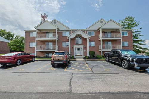 3547 Jessup Rd, Cincinnati, OH, 45239-6246 | Card Image