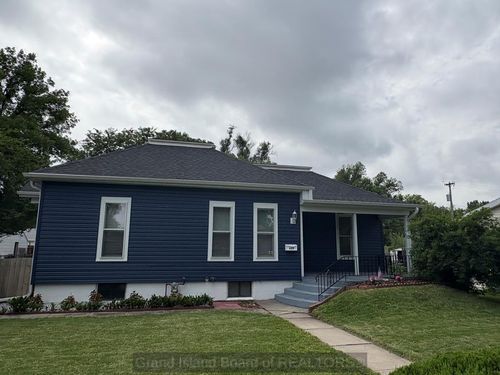 609 W 12th St, Grand Island, NE, 68801-3748 | Card Image