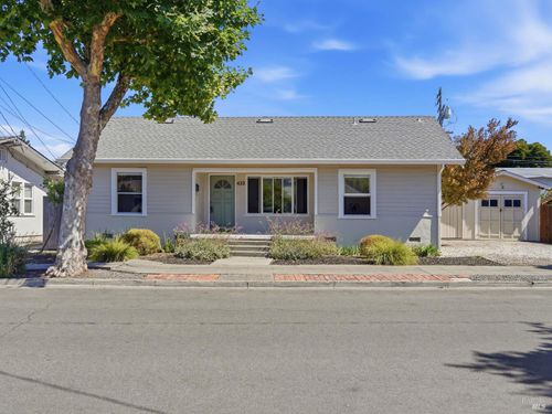 433 Lincoln St, Santa Rosa, CA, 95401-5107 | Card Image
