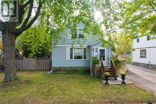 18 Nickel St, Copper Cliff, ON, P0M | Card Image