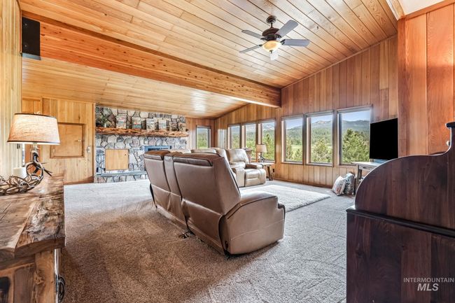 14060 Deerfield Rd, House other with 4 bedrooms, 4 bathrooms and 12 parking in Mccall ID | Image 4