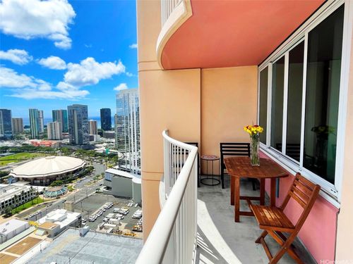 apt-3710-801 King St, Honolulu, HI, 96813-3037 | Card Image