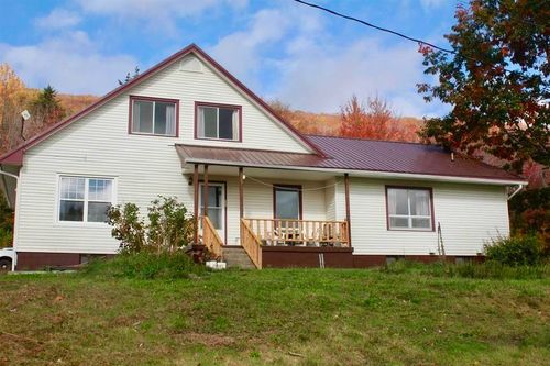 10783 Highway 105, Aberdeen, NS, B0E3M0 | Card Image