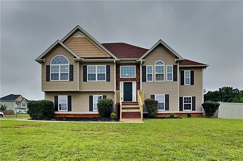 193 Bramlett Meadows Dr, Douglasville, GA, 30134-7469 | Card Image