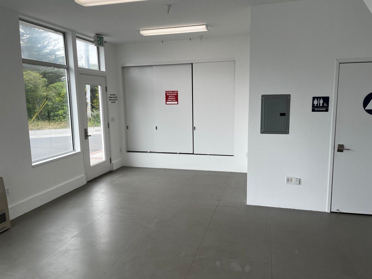Commercial Lease in Pacifica 3