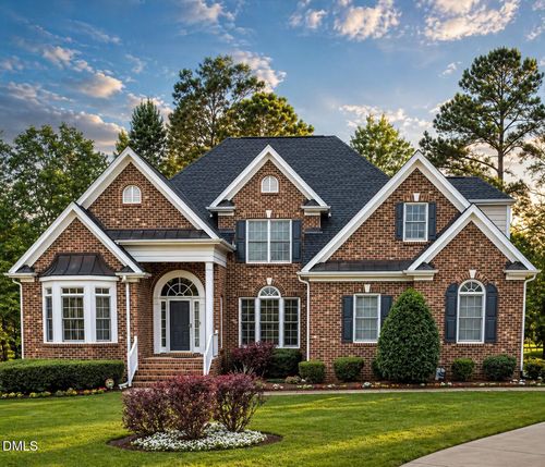 905 Babbling Creek Ln, Fuquay Varina, NC, 27526-7378 | Card Image