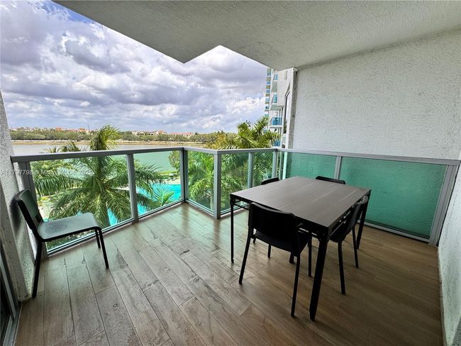 APT-508S - 2681 N Flamingo Rd, Condo with 3 bedrooms, 3 bathrooms and null parking in Sunrise FL | Image 5
