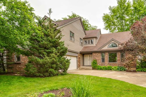 621 Raintree Rd, Buffalo Grove, IL, 60089-6660 | Card Image