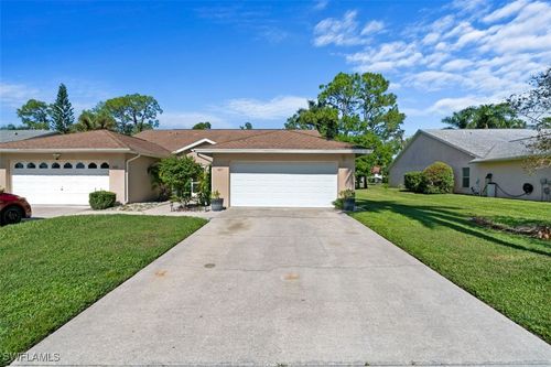 627 Saint Andrews Blvd, NAPLES, FL, 34113-8911 | Card Image