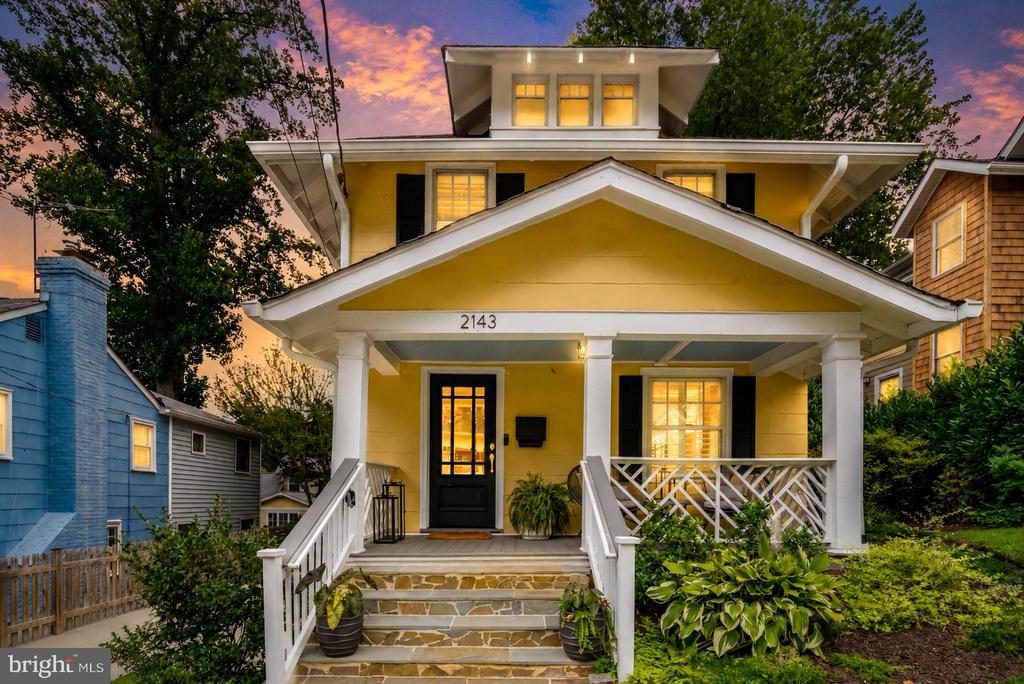 Residential in ARLINGTON 2