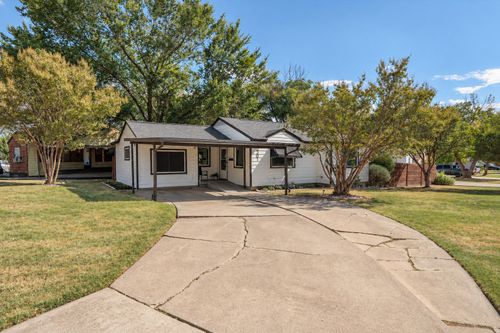 5301 Odell Dr, Fort Worth, TX, 76115-4137 | Card Image
