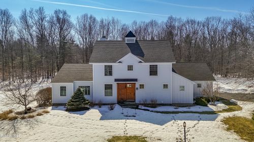 13 Saratoga Farm Rd, Malta, NY, 12020-3765 | Card Image