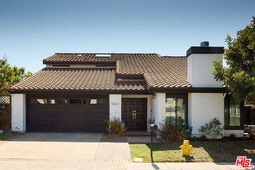 10862 Garland Dr, Culver City, CA, 90232-3750 | Card Image