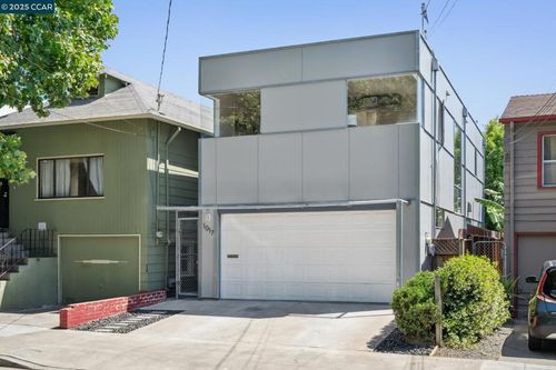1017 45th St, Emeryville, CA, 94608-3313 | Card Image