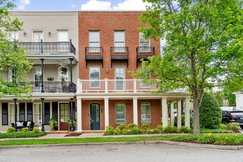 1006 Cumberland Park Dr, Franklin, TN, 37069-5107 | Card Image