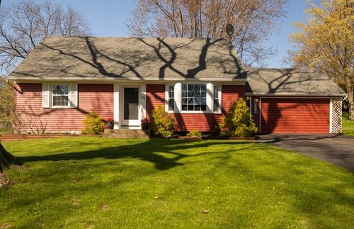 29 Sandalwood Dr, Greece, NY, 14616-1513 | Card Image