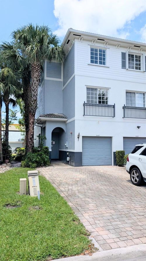 3427 Nw 14th Ct, Lauderhill, FL, 33311-8449 | Card Image