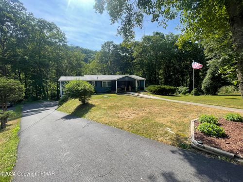 2179 Green Mountain, East Stroudsburg, PA, 18301 | Card Image