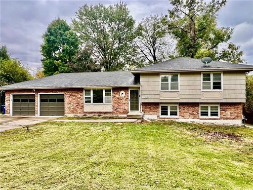 9201 E 87th St, Raytown, MO, 64138-4512 | Card Image