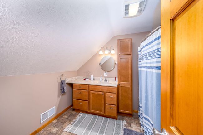 414 Maple St, House other with 2 bedrooms, 7 bathrooms and null parking in Big Rapids MI | Image 26